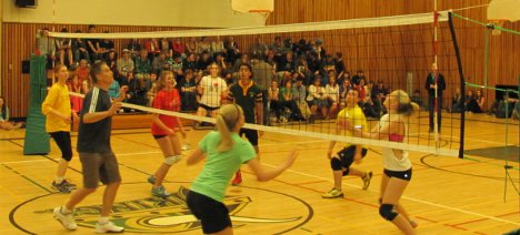 born2read volleyball 2013
