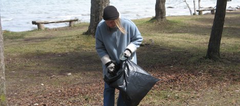 earthday volunteer 2012