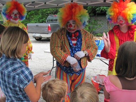 evolve_clowns